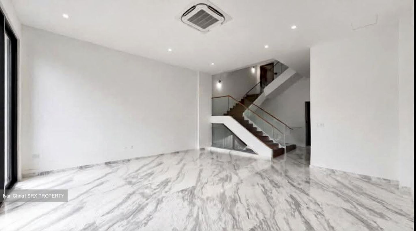 Cambridge Road (D8), Terrace #637808981